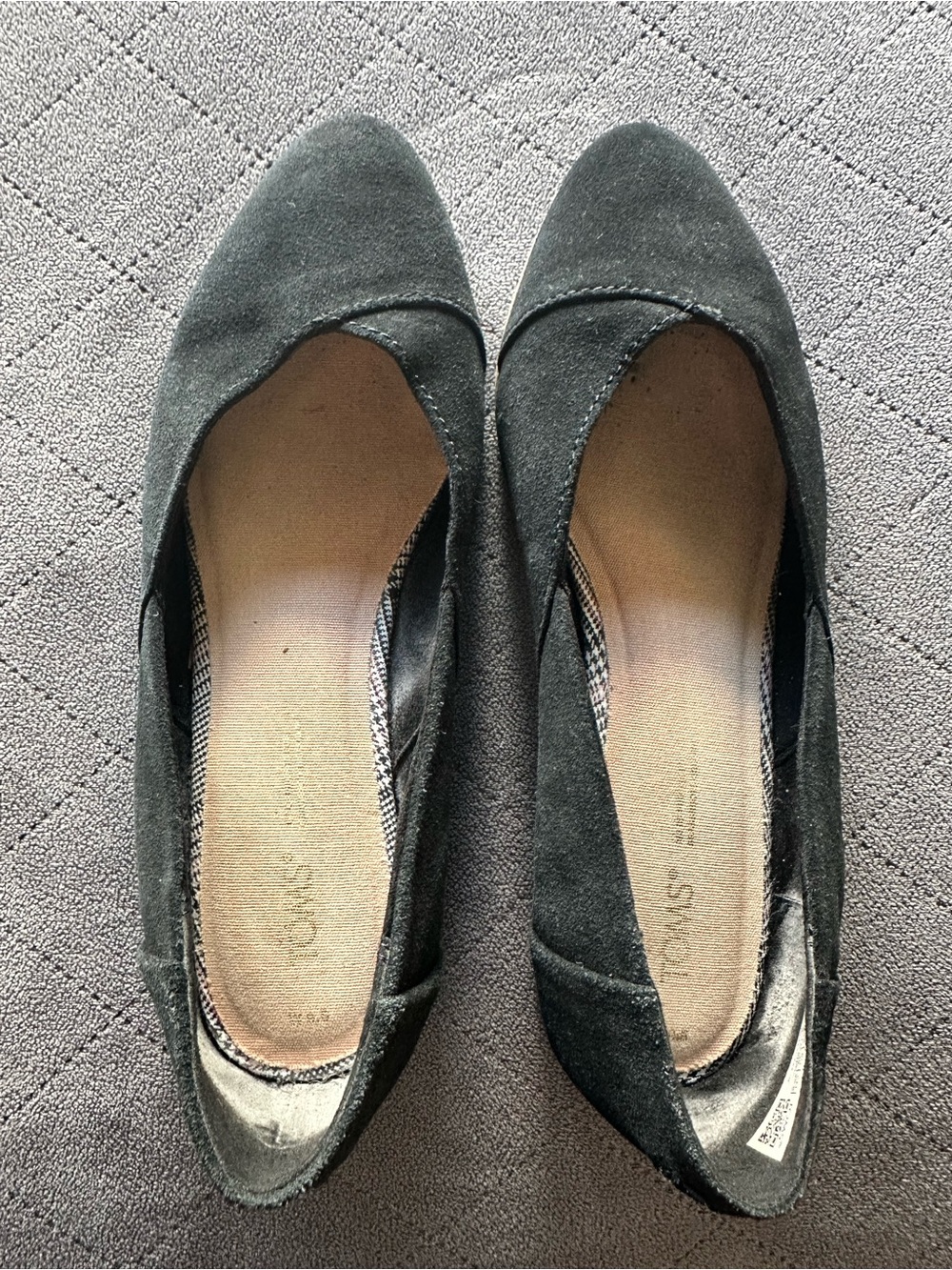 Toms Black Suede Pointed-Toe Ballet Flats